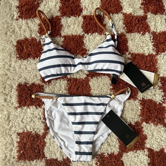 VIX Paula Hermanny Perrine Li Dry Bikini Set - Picture 3 of 14